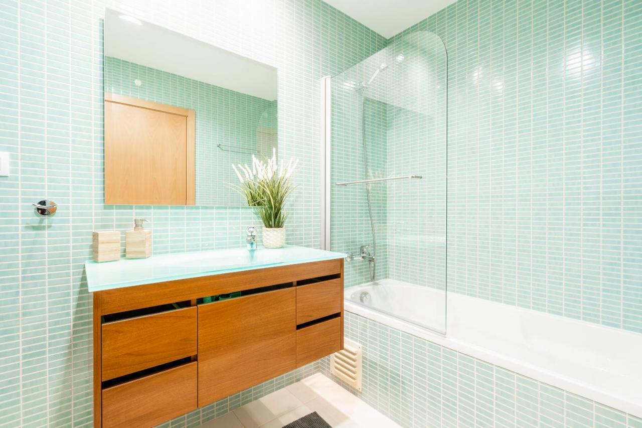 Oceanfront: Luxury Spectacular Sea Views And Pool Apartment โอลเญา ภายนอก รูปภาพ